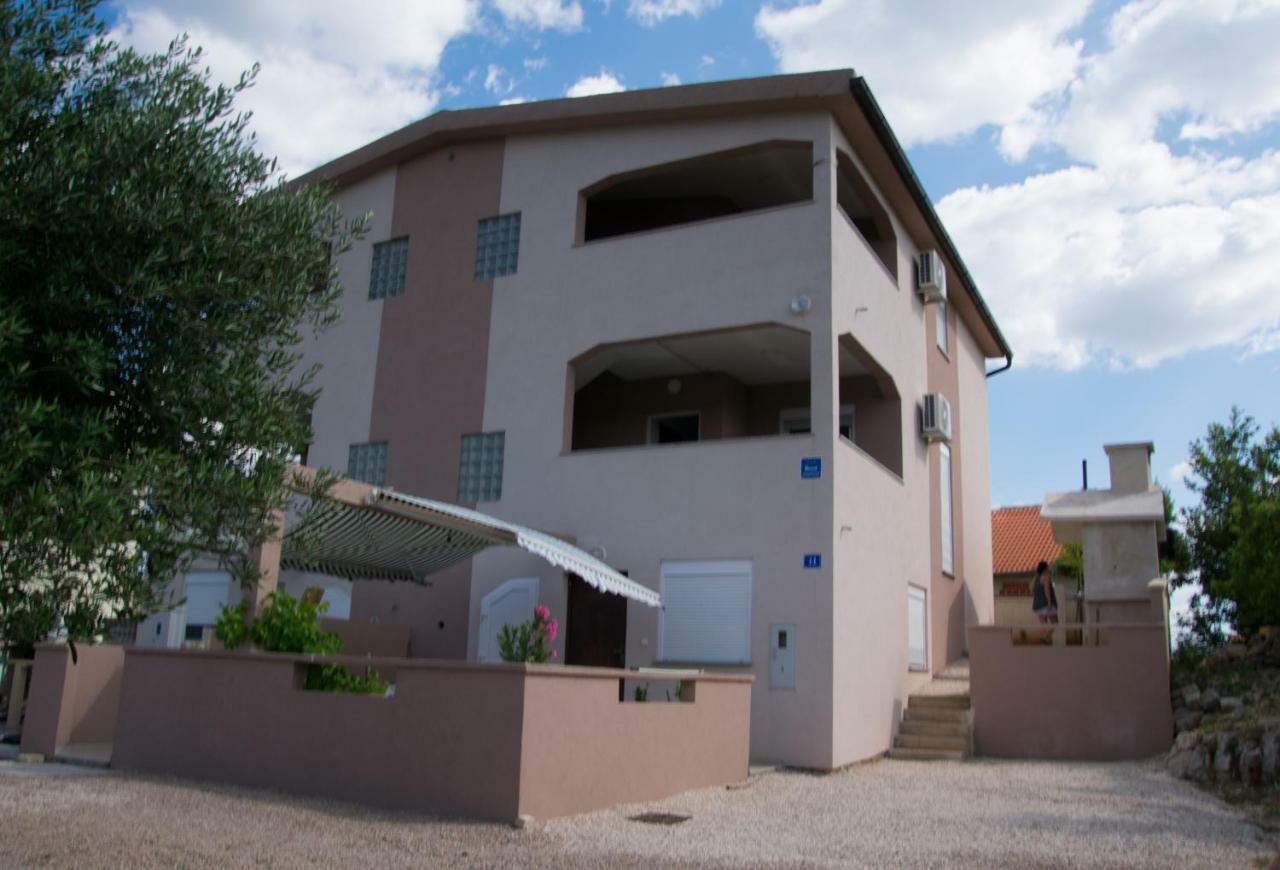 Apartmani Most Maslenica Eksteriør bilde